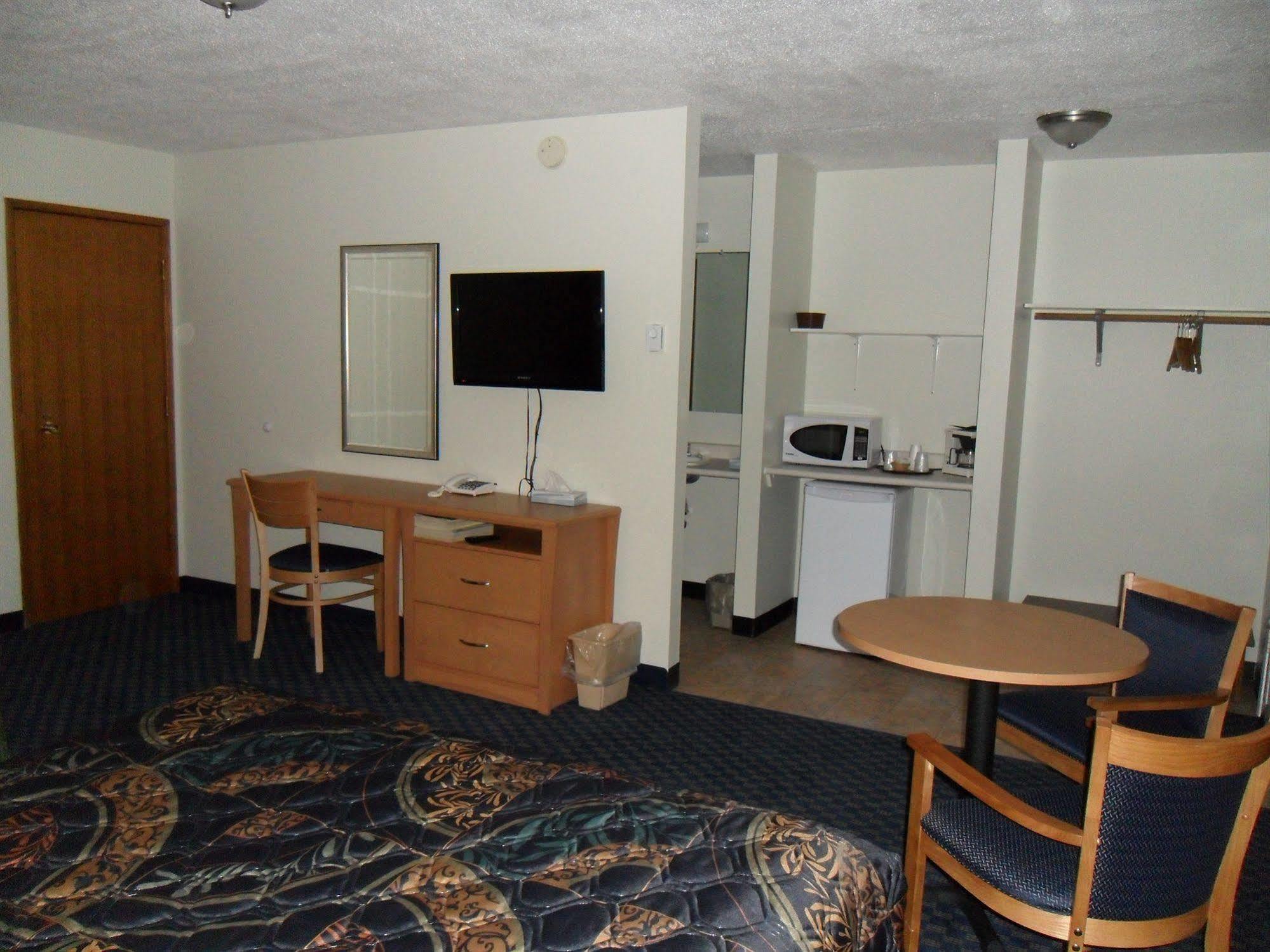 Westway Inn Motel Neepawa Exterior foto