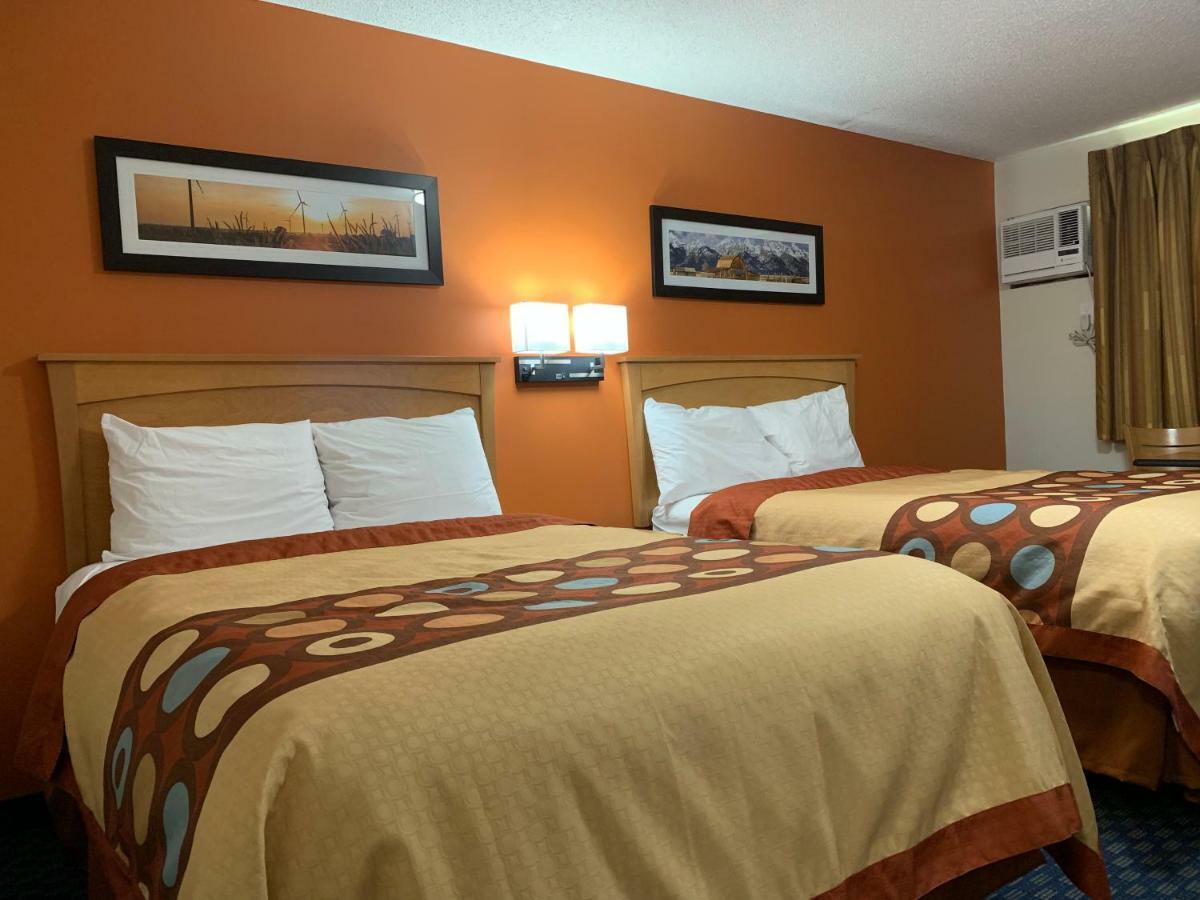 Westway Inn Motel Neepawa Exterior foto