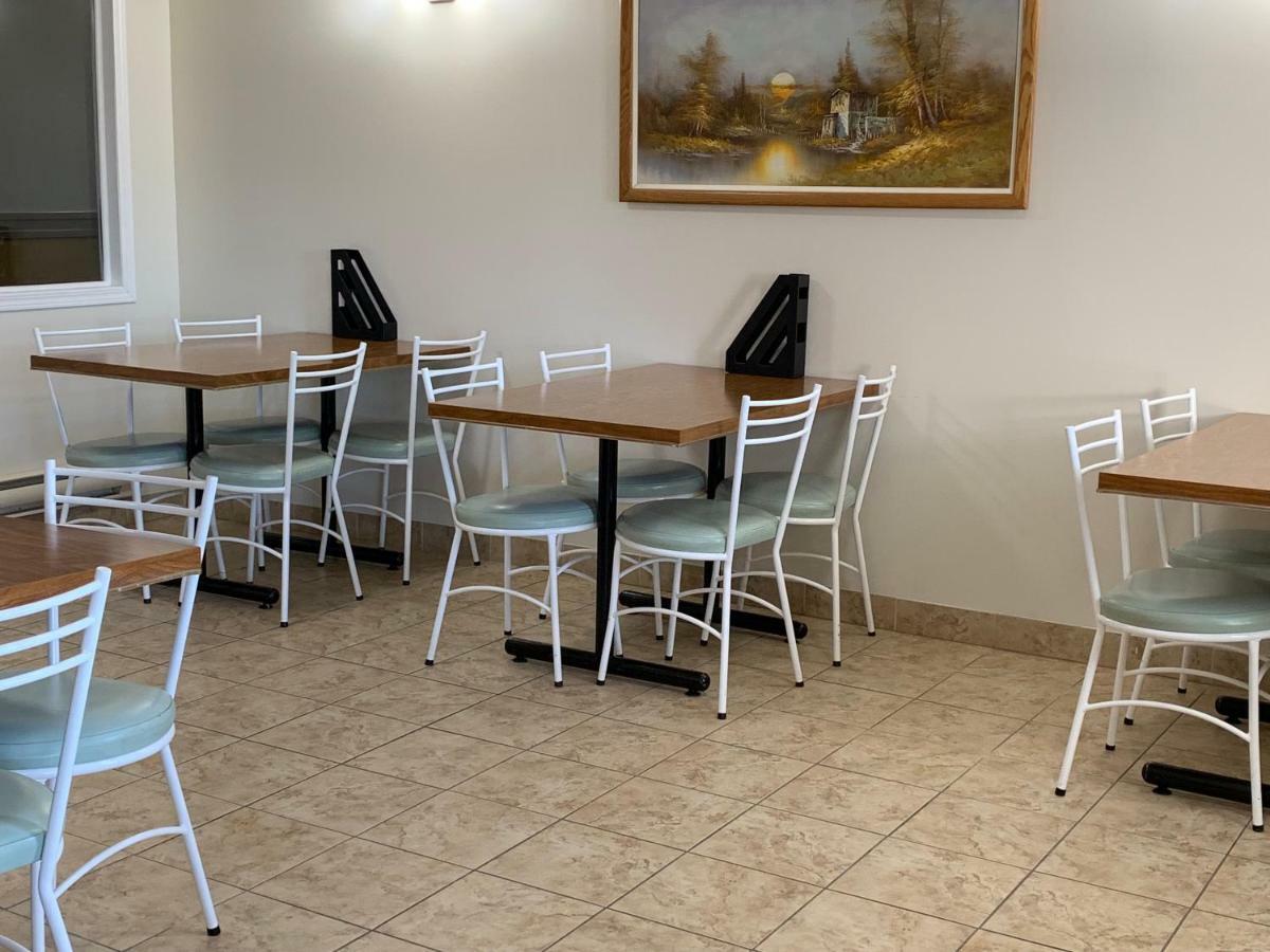 Westway Inn Motel Neepawa Exterior foto